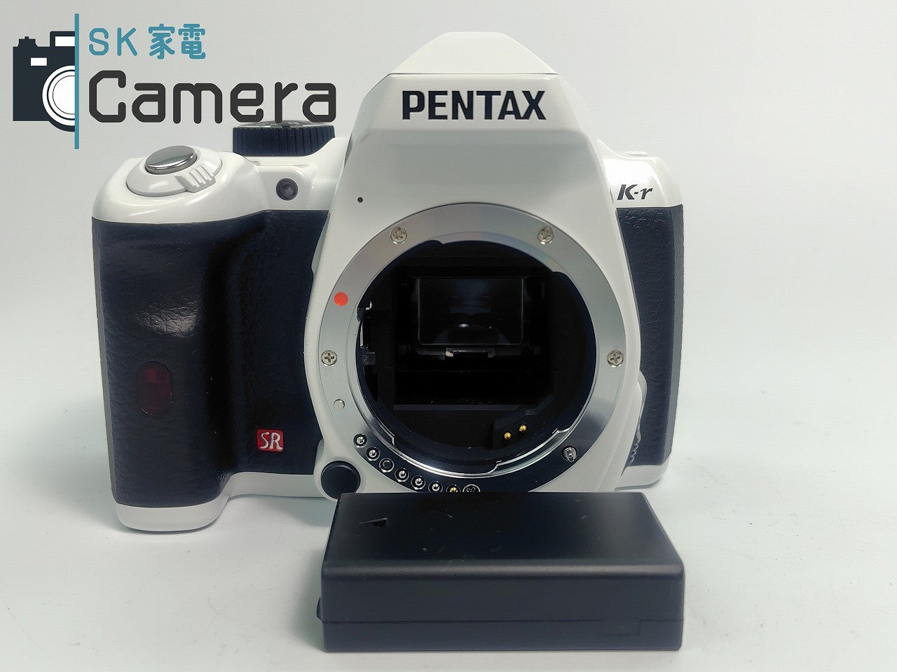 【美品】 PENTAX K-r ホワイト ペンタックス 電池付 ショット数約1200回