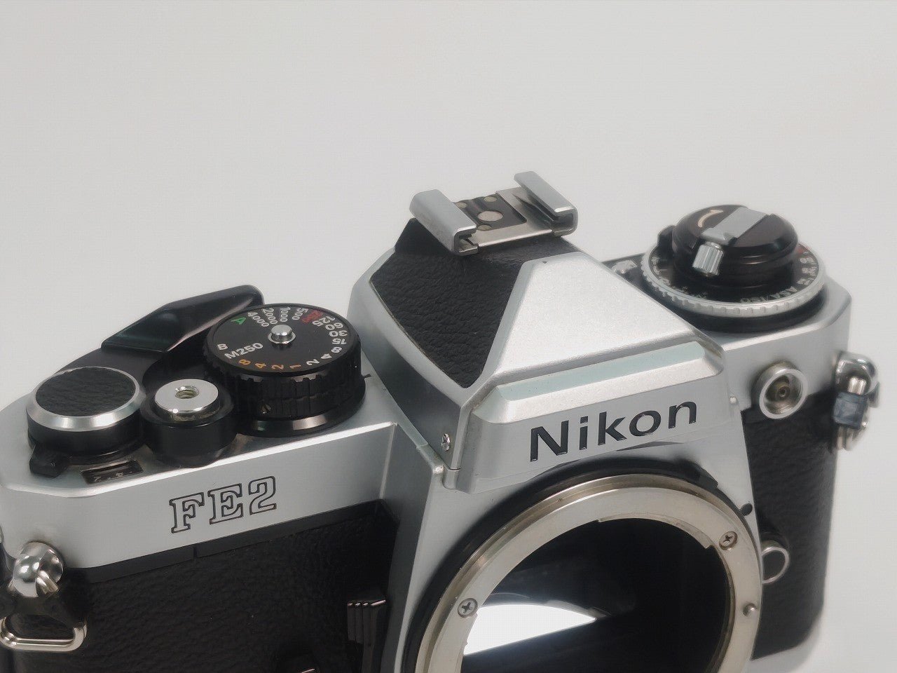 【中古】 Nikon FE2 シルバー シャッター 露出 動作 ニコン