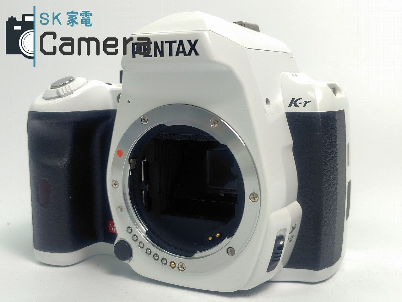 【美品】 PENTAX K-r ホワイト ペンタックス 電池付 ショット数約1200回