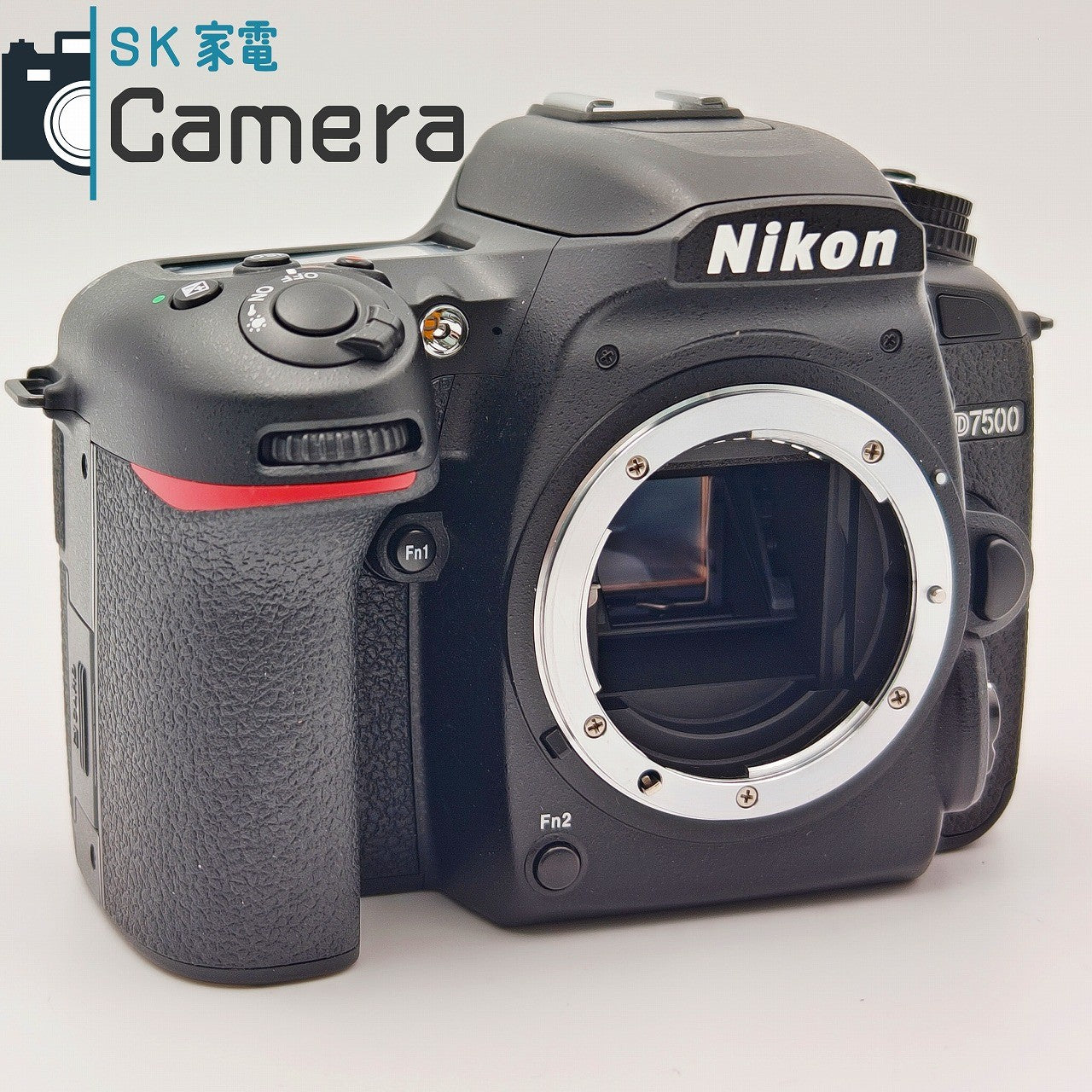 【中古】 Nikon D7500 ボディ 箱 説明書 充電器付 ショット数約5500回 ニコン 美品