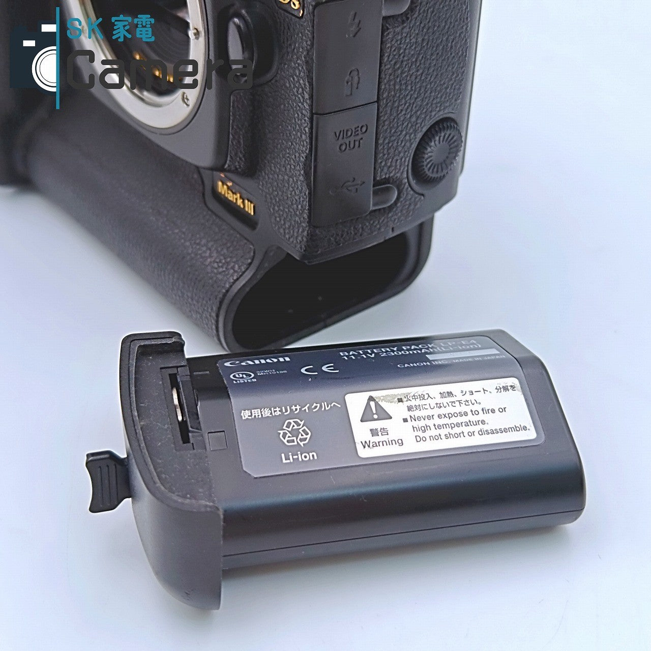 【中古】 Canon EOS-1 Ds Mark III キャノン MarkIII デジタル一眼レフ ショット数約3900回