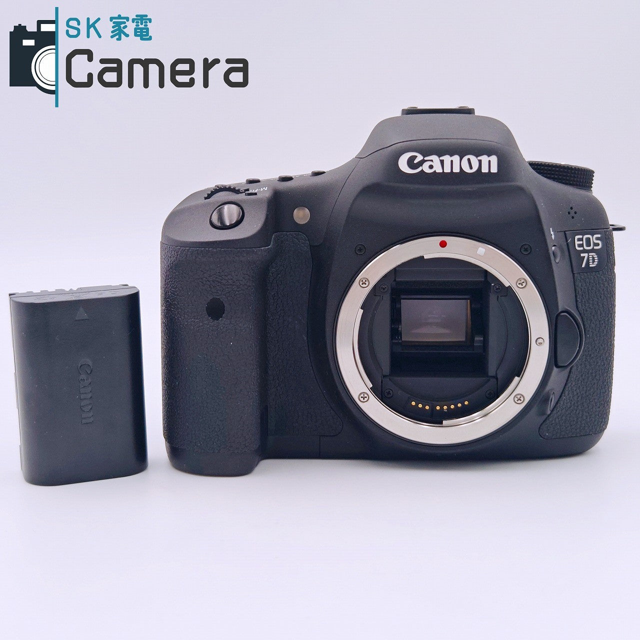 【中古】 Canon EOS 7D ショット数約800回 デジタル一眼レフ キャノン 電池 充電器 付 7 D 美品