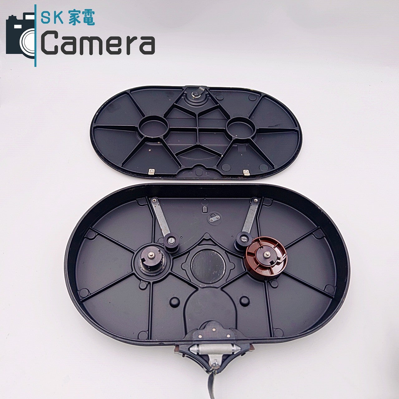 【中古】 Arriflex 16ST 16ｍｍ シネマカメラ アリフレックス フィルムマガジン フード 他 付属多数 16 ST 動作未確認 ジャンク