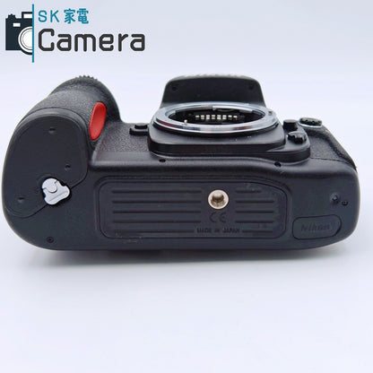 【中古】 Nikon F100 一眼レフフィルムカメラ ストラップ付 テスト用フィルムにて確認済 ニコン 美品
